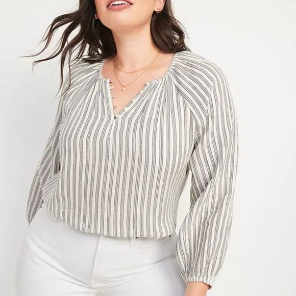 BNWT Old Navy Striped V-neck Blouse - Picture 2 of 5
